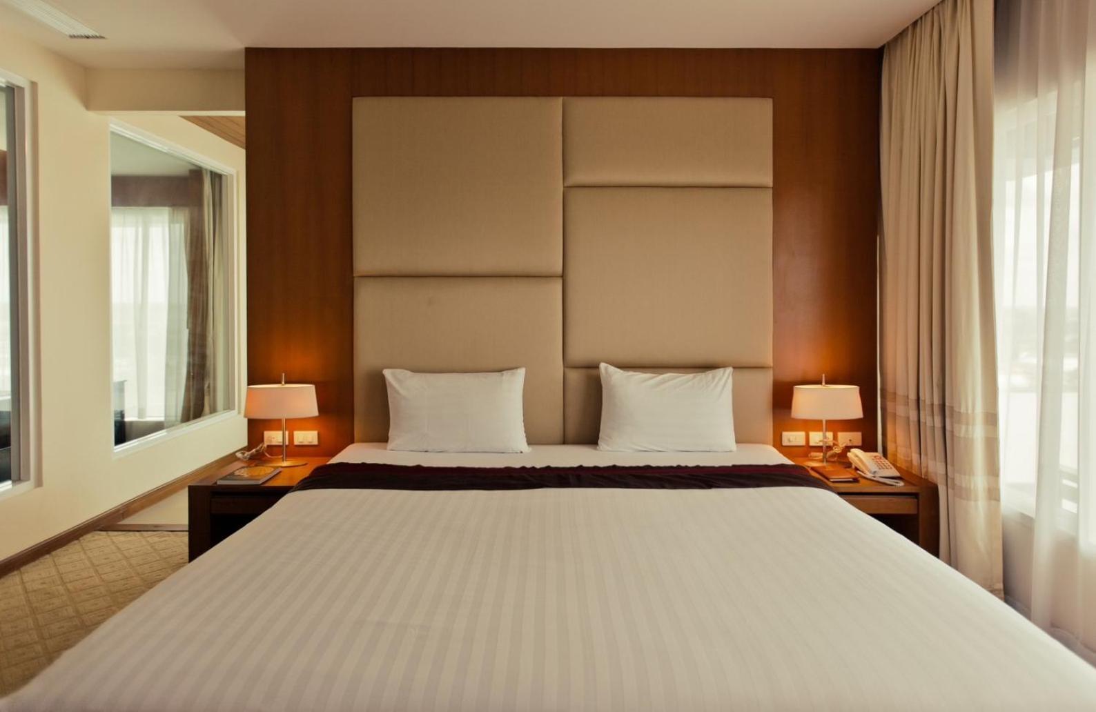 Sunee Grand Hotel And Convention Center Ubon Ratchathani Ruang foto